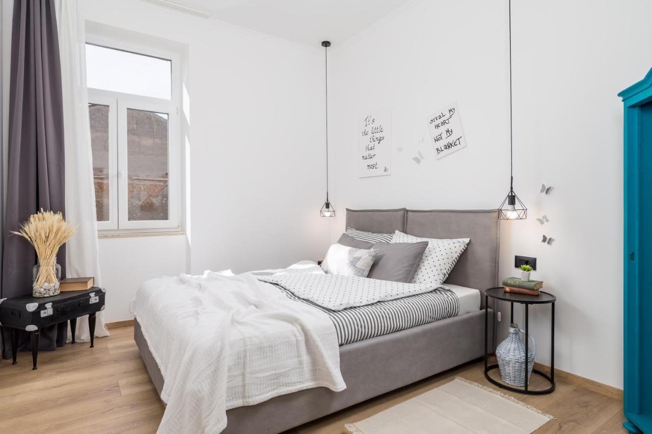 Apartment Vintasio Rijeka Ngoại thất bức ảnh